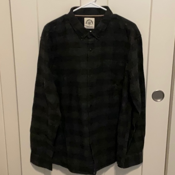 Other - Men's Black Plaid Flannel